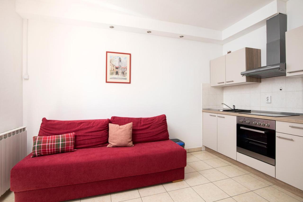 Sunny Apartment Valbandon Fazana Exterior photo