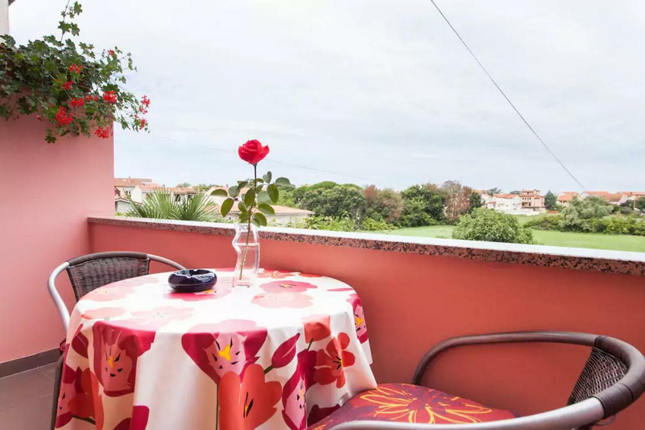Sunny Apartment Valbandon Fazana Exterior photo